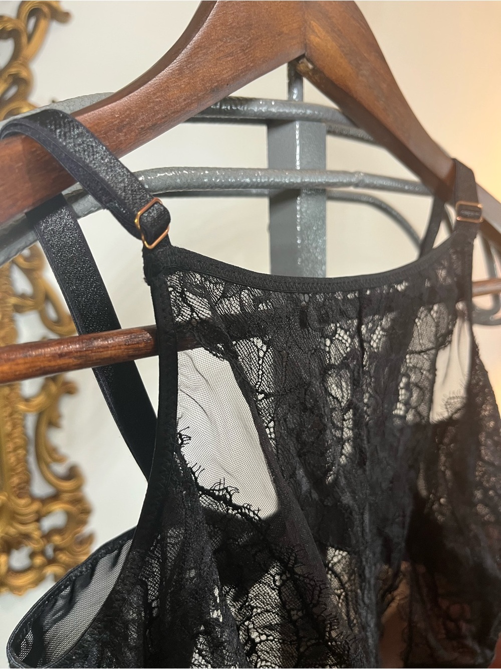 Soma Breathtaking High Neck Sheer Lace Bralette Size Medium - Picture 10 of 15
